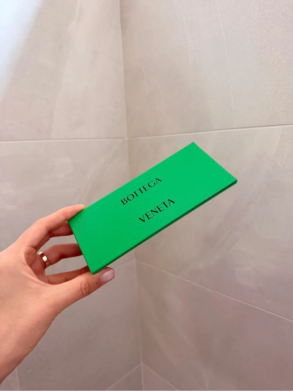 Authentic Bottega Veneta Green Sunglasses Eyeglasses Case + Cleaning Cloth